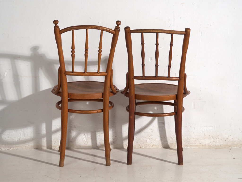 Conjunto de 4 sillas bentwood en madera curvada – Europa central, circa 1900