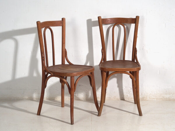 Conjunto de 6 sillas antiguas de madera curvada estilo Thonet – Europa central, circa 1900