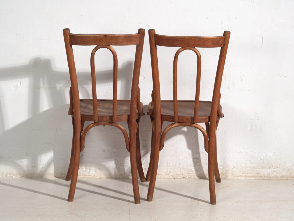 Conjunto de 6 sillas antiguas de madera curvada estilo Thonet – Europa central, circa 1900