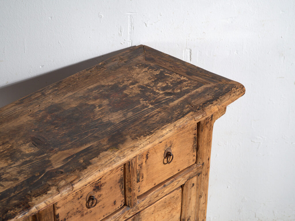 Mesa consola Shanxi en abeto con pátina oscura – China, circa 1930