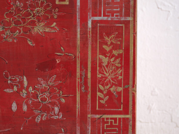 Coffre ancien chinois peint en bois de pin – Dongbei, circa 1930