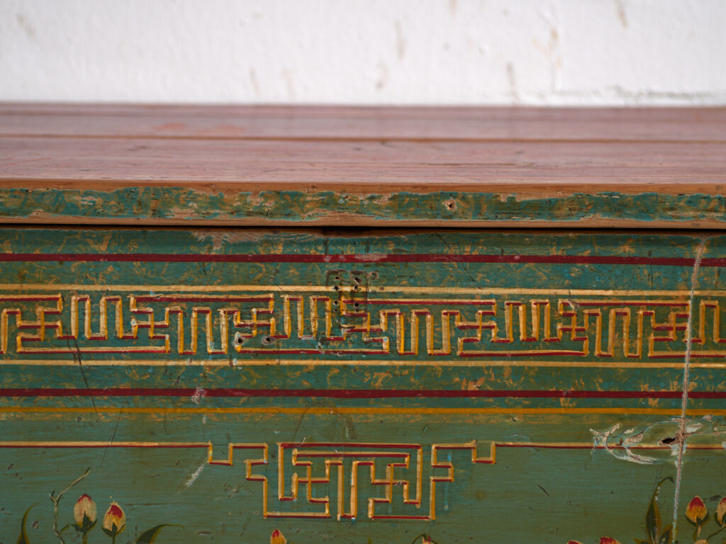 Baúl antiguo chino pintado - China, c.1900