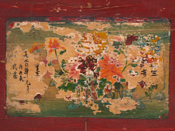 Buffet ancien peint en bois de pin – Chine, circa 1930