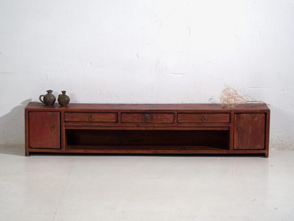 Aparador bajo antiguo en madera de pino - China, c.1930