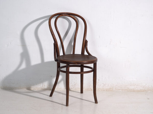 Par de sillas antiguas de madera curvada estilo Thonet – Europa central, circa 1900