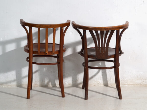 Par de sillas antiguas de madera curvada estilo Thonet – Europa central, circa 1905