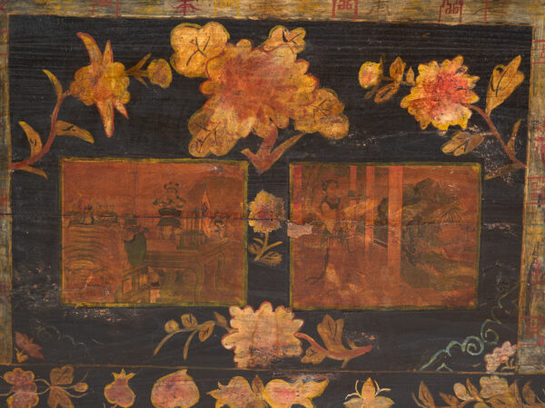 Baúl antiguo pintado en madera de pino – China, circa 1900