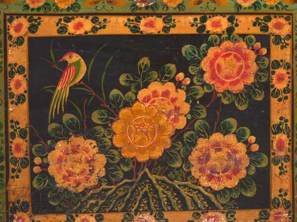 Baúl antiguo pintado en madera de pino – China, circa 1900