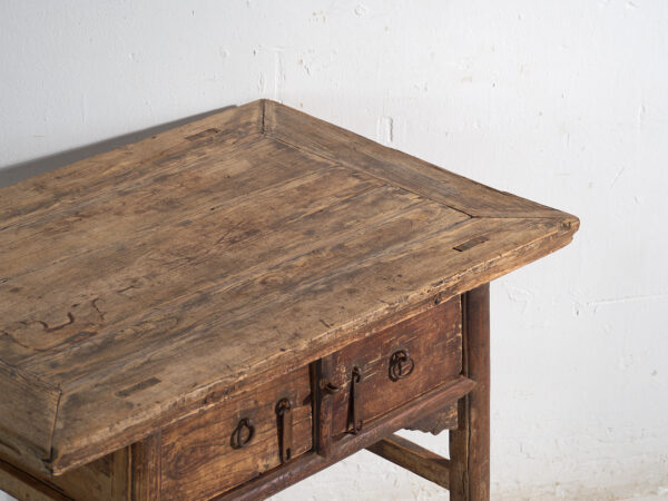 Mesa de trabajo antigua con cajones – China, circa 1900