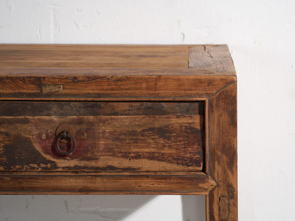 Mesa consola antigua con cajones – China, circa 1900