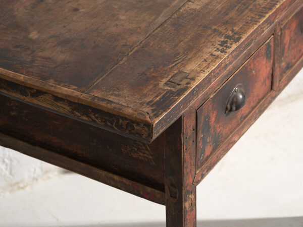 Mesa consola antigua con cajones en madera lacada – China, circa 1900