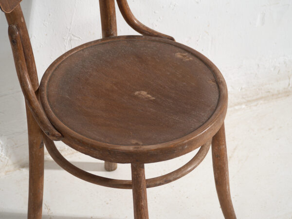 Par de sillas antiguas de madera curvada estilo Thonet – Europa central, circa 1920