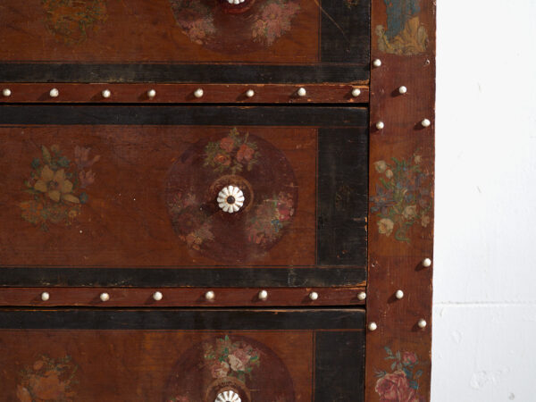 Cómoda popular antigua con pintura original – Austria, circa 1900