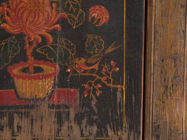 Aparador antiguo pintado en madera de olmo – China, circa 1900