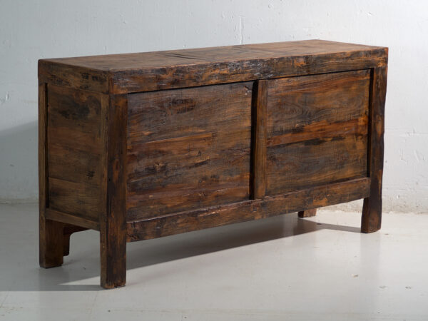 Aparador antiguo pintado en madera de olmo – China, circa 1900