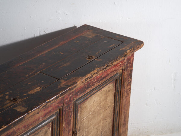 Aparador antiguo en madera de olmo – China, circa 1900