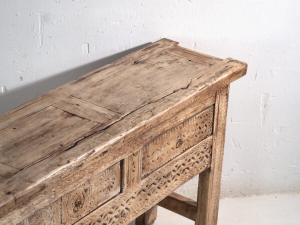 Mesa consola antigua tallada en madera de olmo – China, circa 1930