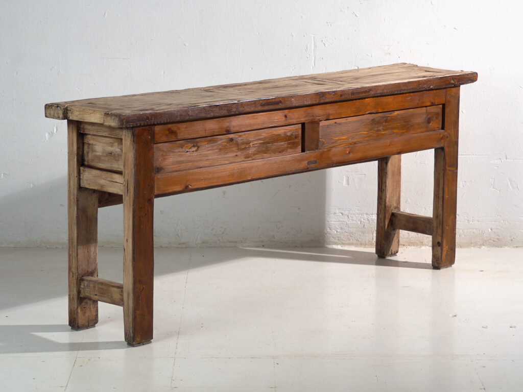 Mesa consola antigua tallada en madera de olmo – China, circa 1930