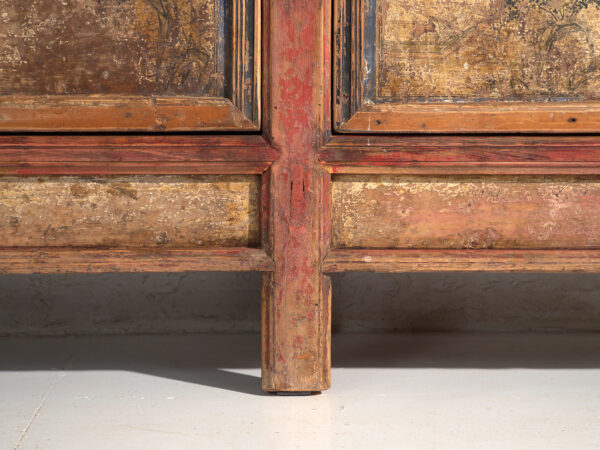 Aparador antiguo pintado en madera de olmo – China, circa 1950