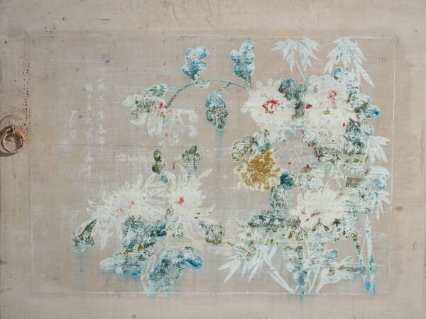 Aparador antiguo en madera de pino pintado – China, circa 1930