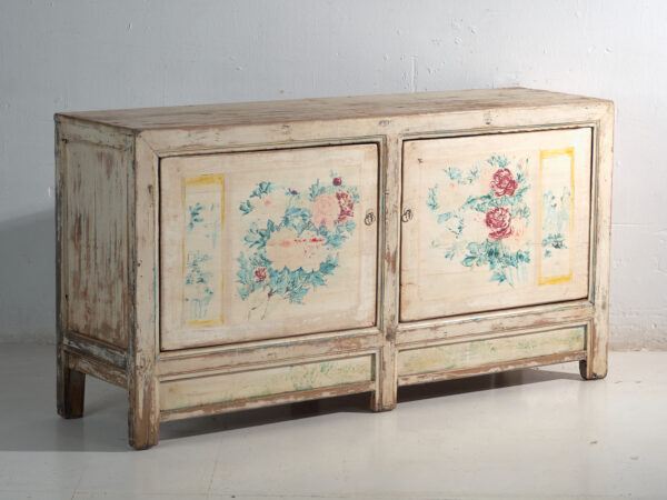 Aparador antiguo pintado en madera de pino – China, circa 1930