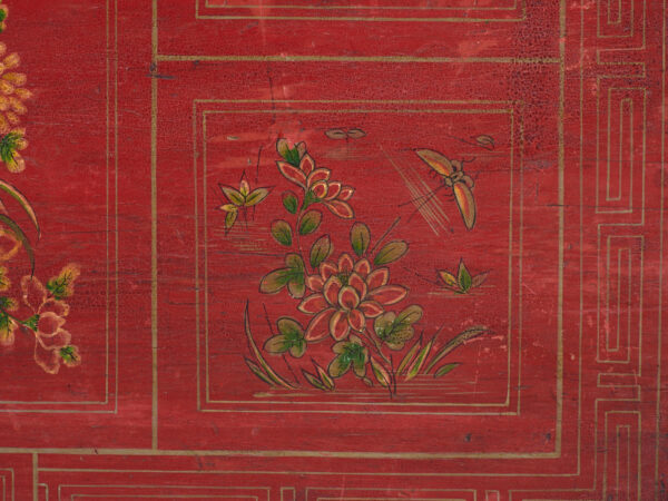 Baúl chino mediano con pintura original, China (c.1900)