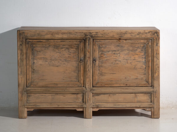 Aparador antiguo en madera de pino – China, circa 1930