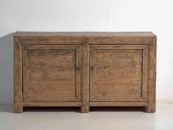 Aparador antiguo en madera de pino – China, circa 1930