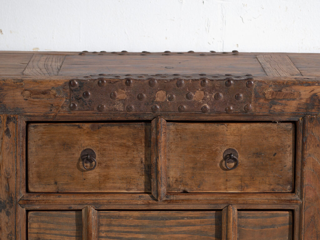 Mueble antiguo de varios cajones – China, circa 1930
