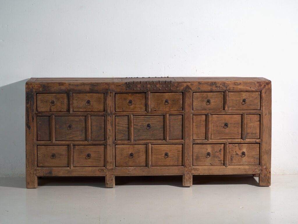 Mueble antiguo de varios cajones – China, circa 1930