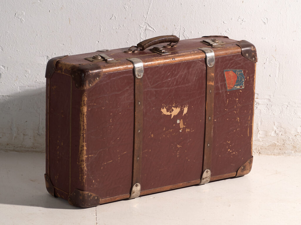 Maleta de viaje antigua en fibra vulcanizada – Checoslovaquia, circa 1930