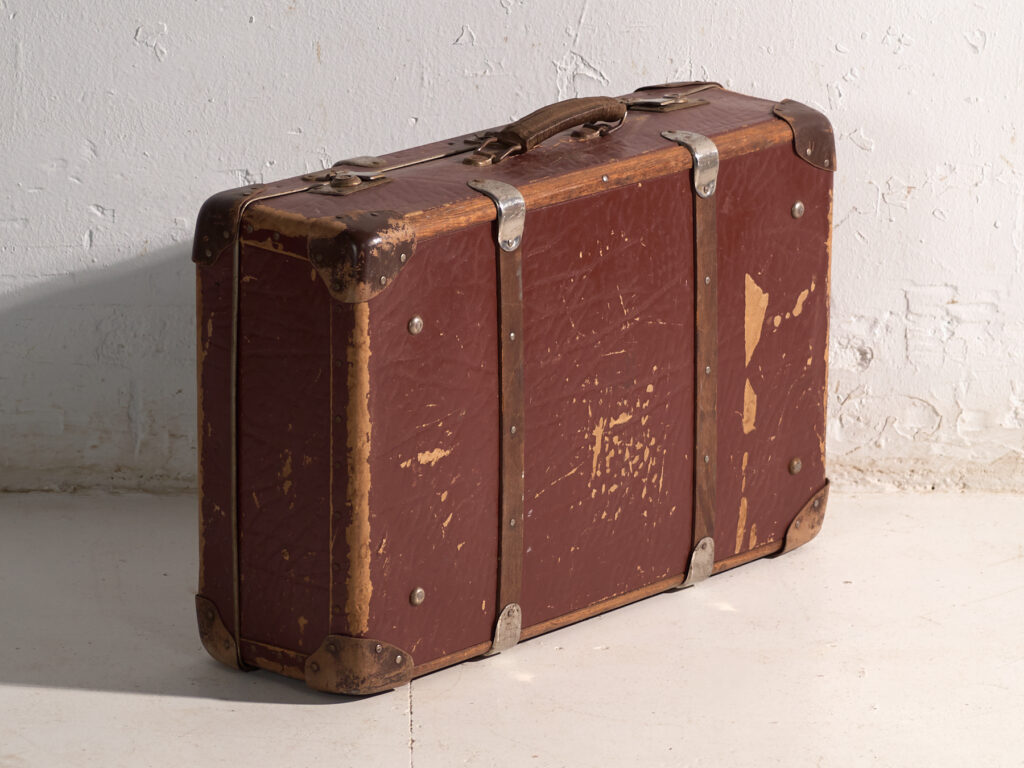 Maleta de viaje antigua en fibra vulcanizada – Checoslovaquia, circa 1930