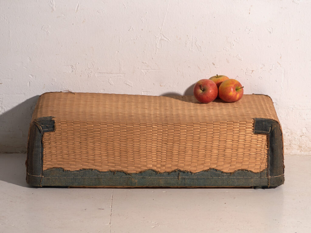 Set de dos cestas antiguas kōri en mimbre de sauce – Japón, circa 1920