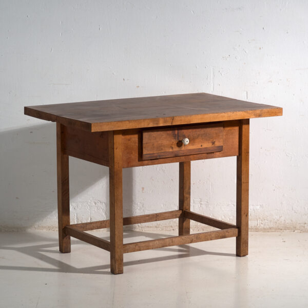 Mesa de cocina antigua en madera maciza – Europa central, circa 1920