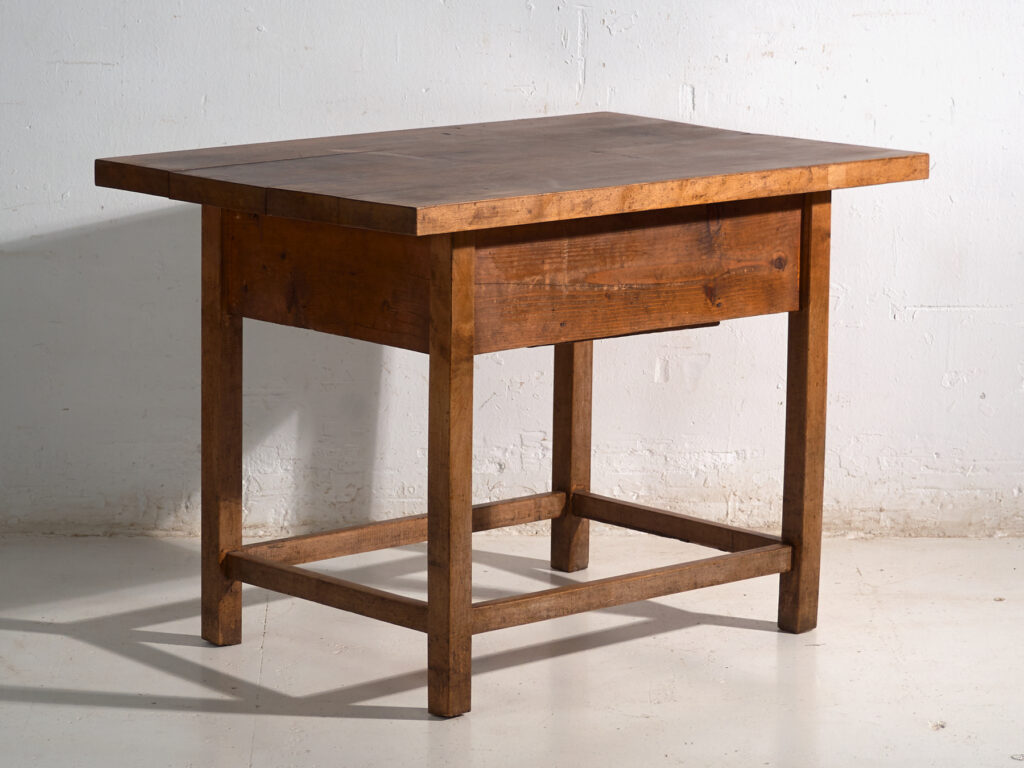 Mesa de cocina antigua en madera maciza – Europa central, circa 1920