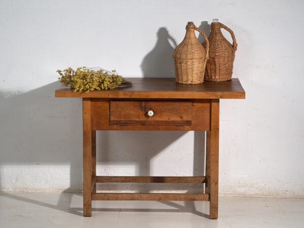 Mesa de cocina antigua en madera maciza – Europa central, circa 1920
