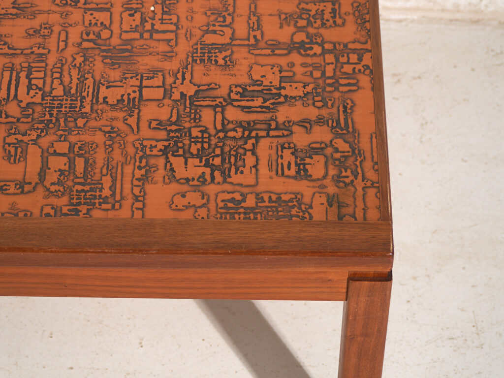 Mesa de centro vintage en teca y cobre estilo Heinz Lilienthal – Alemania, circa 1970