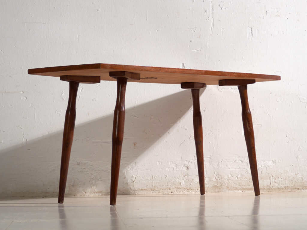 Mesa de centro vintage en madera de teca – Europa central, circa 1960